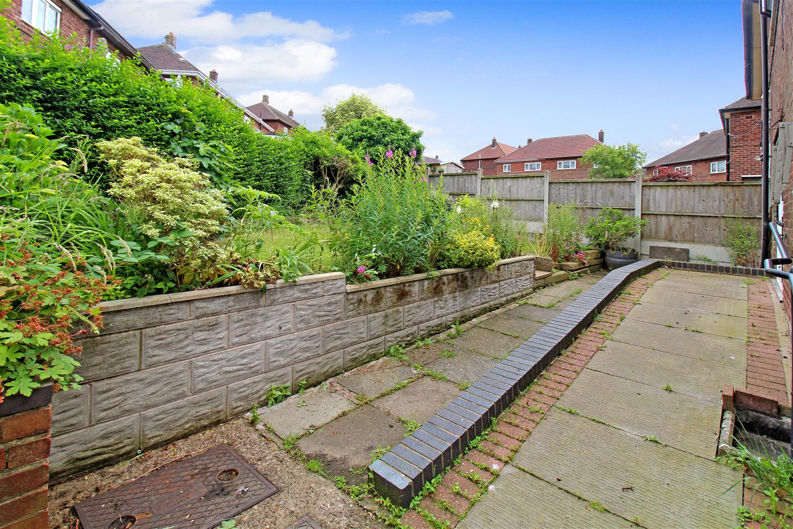Wellfield Road, Bentilee, Stoke-On-Trent
